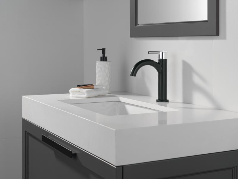 DELTA Nicoli Single Handle Bathroom Faucet — Matte Black / Chrome
