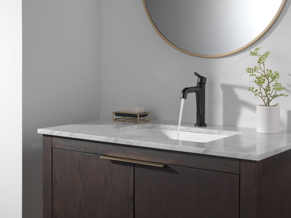 DELTA Nicoli Single Handle Bathroom Faucet — Matte Black