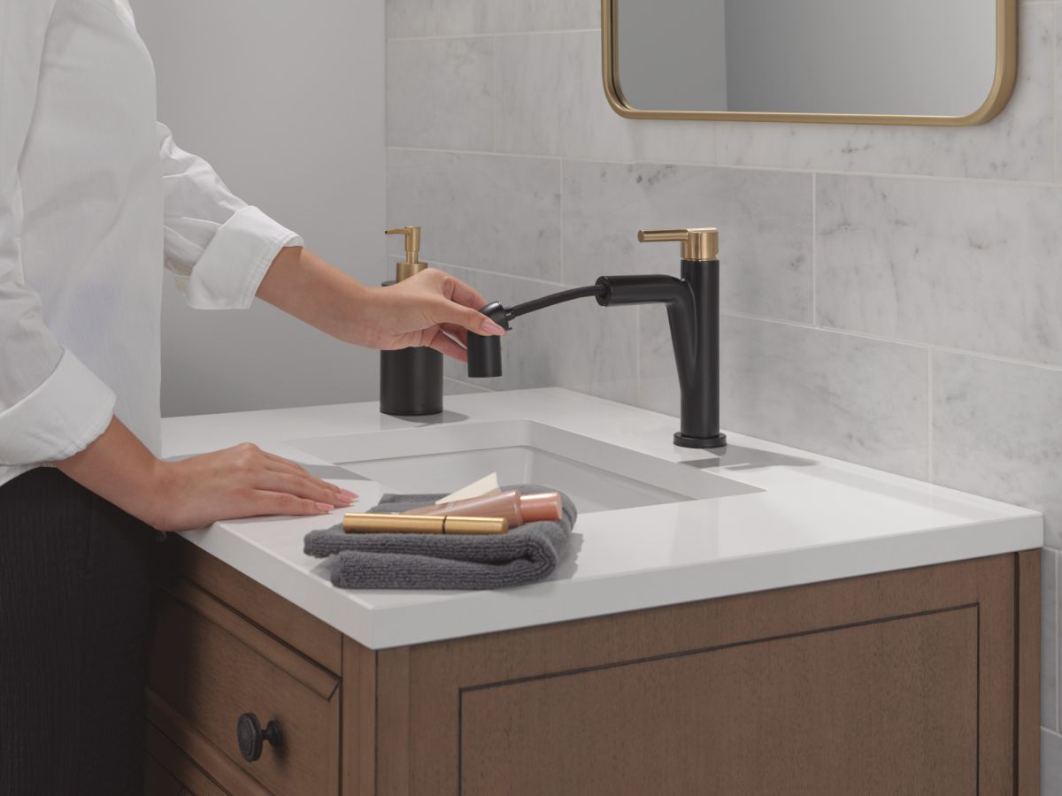 DELTA Nicoli Single Handle Pull-Down Bathroom Faucet — Matte Black / Champagne Bronze