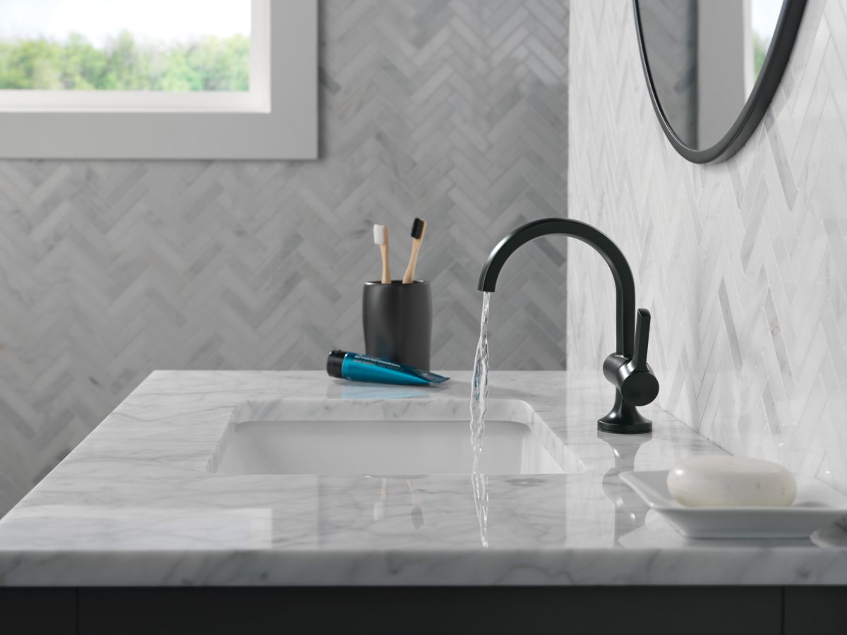 DELTA Albion  Single Handle Bathroom Faucet — Matte Black