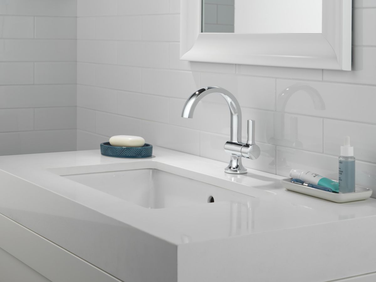DELTA Albion  Single Handle Bathroom Faucet — Chrome
