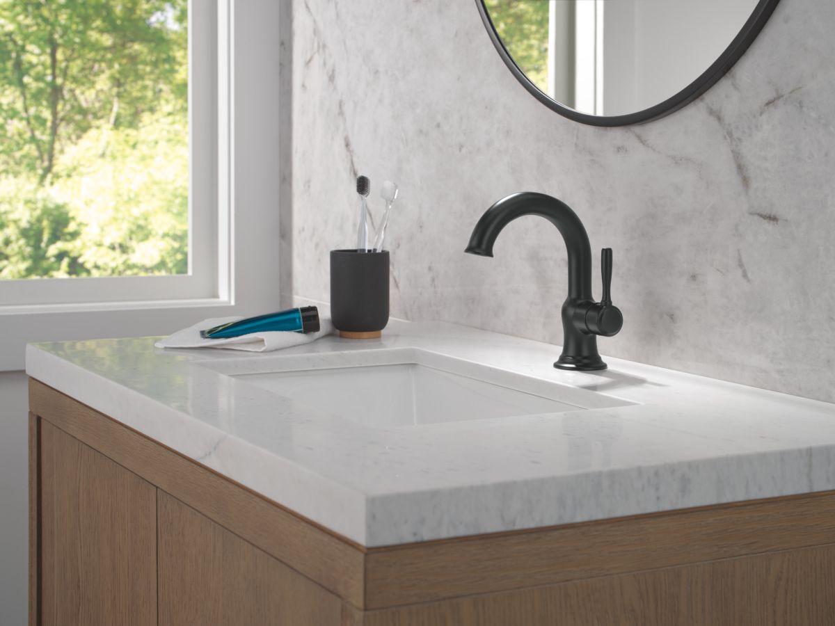 DELTA Roe Single Handle Bathroom Faucet — Matte Black