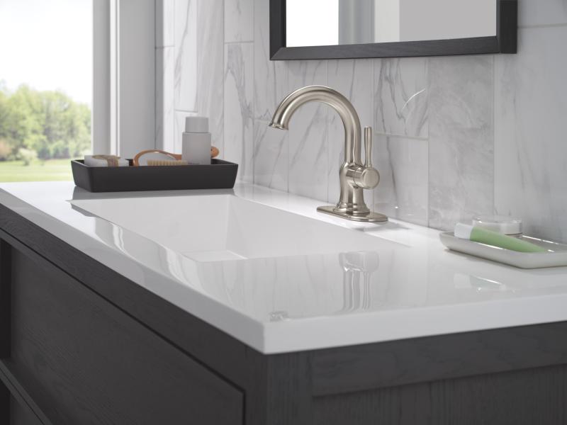 DELTA Roe Single Handle Bathroom Faucet — Stainless