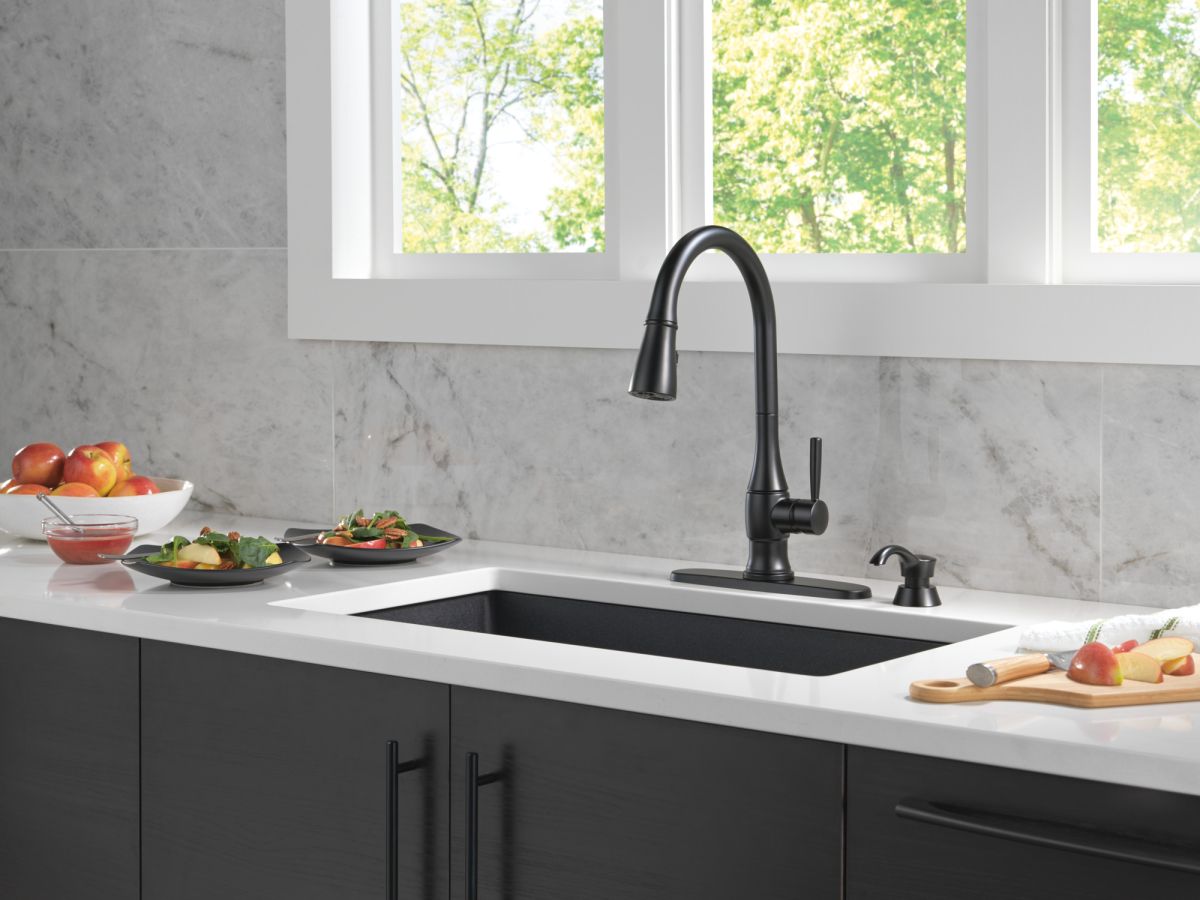 DELTA Hazelwood Single Handle Pull-Down Kitchen Faucet with Soap Dispenser and ShieldSpray Technology — Matte Black