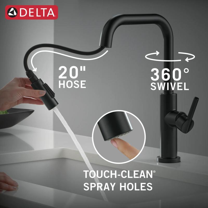 DELTA Nicoli Single Handle Pull-Down Kitchen Faucet — Matte Black