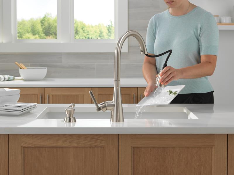 DELTA Boyd Single Handle Pull-Down Kitchen Faucet with Soap Dispenser and ShieldSpray Technology — Spotshield Stainless