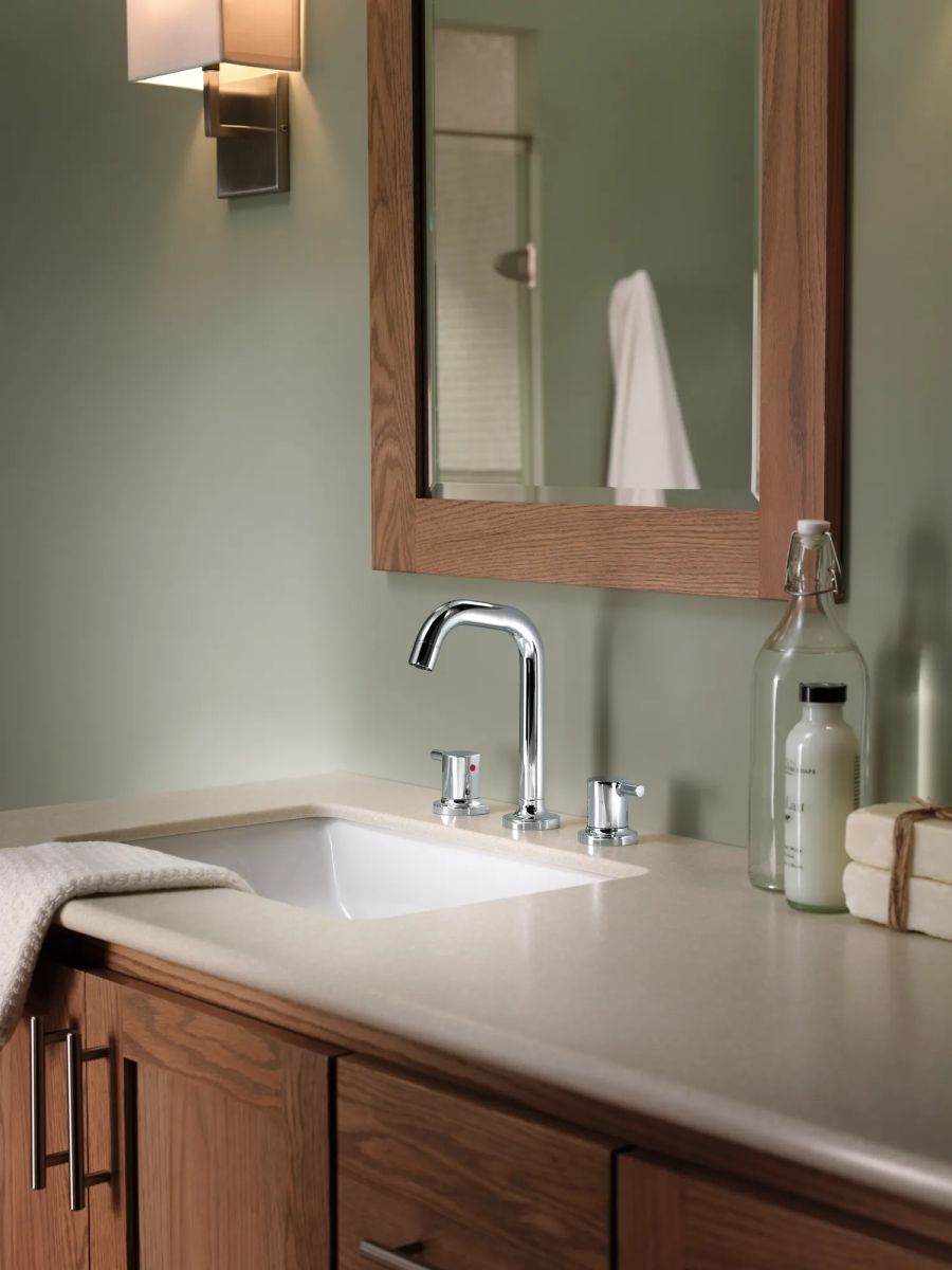 DELTA Lilah Robe Hook — Chrome