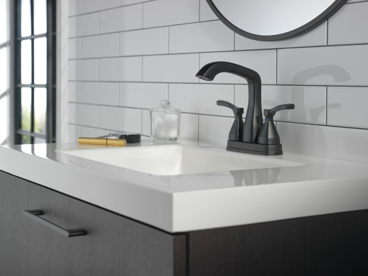 DELTA Stryke Centerset Faucet — Matte Black