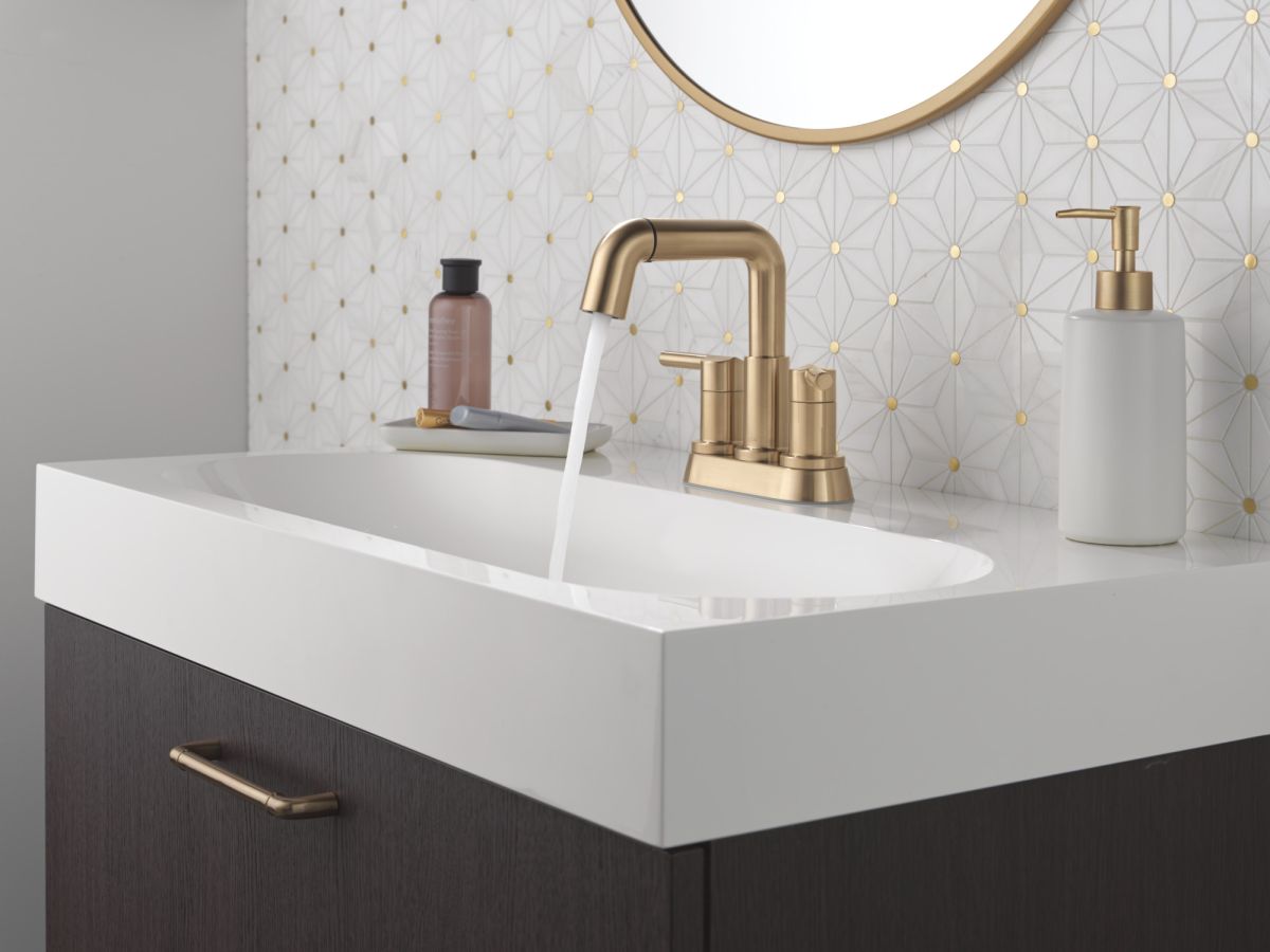 DELTA Nicoli Two Handle Centerset Pull-Down Bathroom Faucet — Champagne Bronze