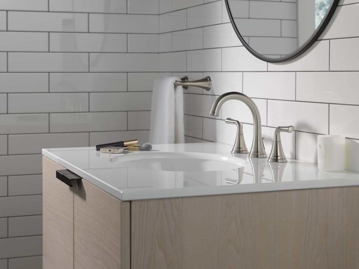 DELTA Kayra Two Handle Widespread Bathroom Faucet — Stainless