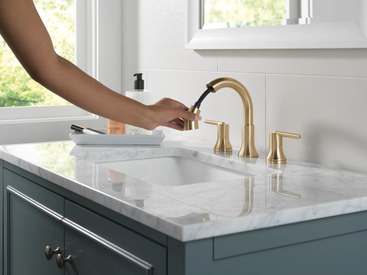 DELTA Trinsic Two Handle Widespread Pull Down Bathroom Faucet — Champagne Bronze
