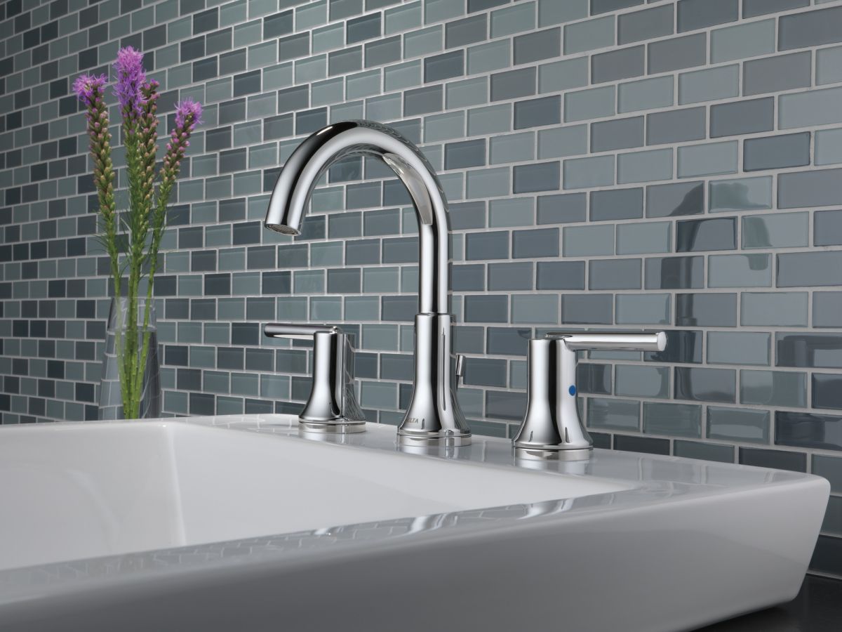 DELTA Trinsic Two Handle Widespread Bathroom Faucet — Chrome