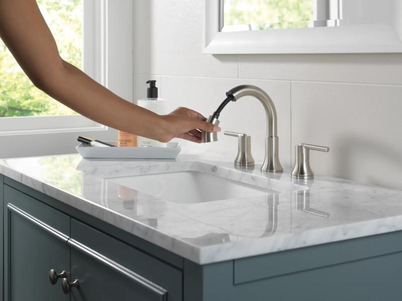 DELTA Trinsic Two Handle Widespread Pull Down Bathroom Faucet — Stainless