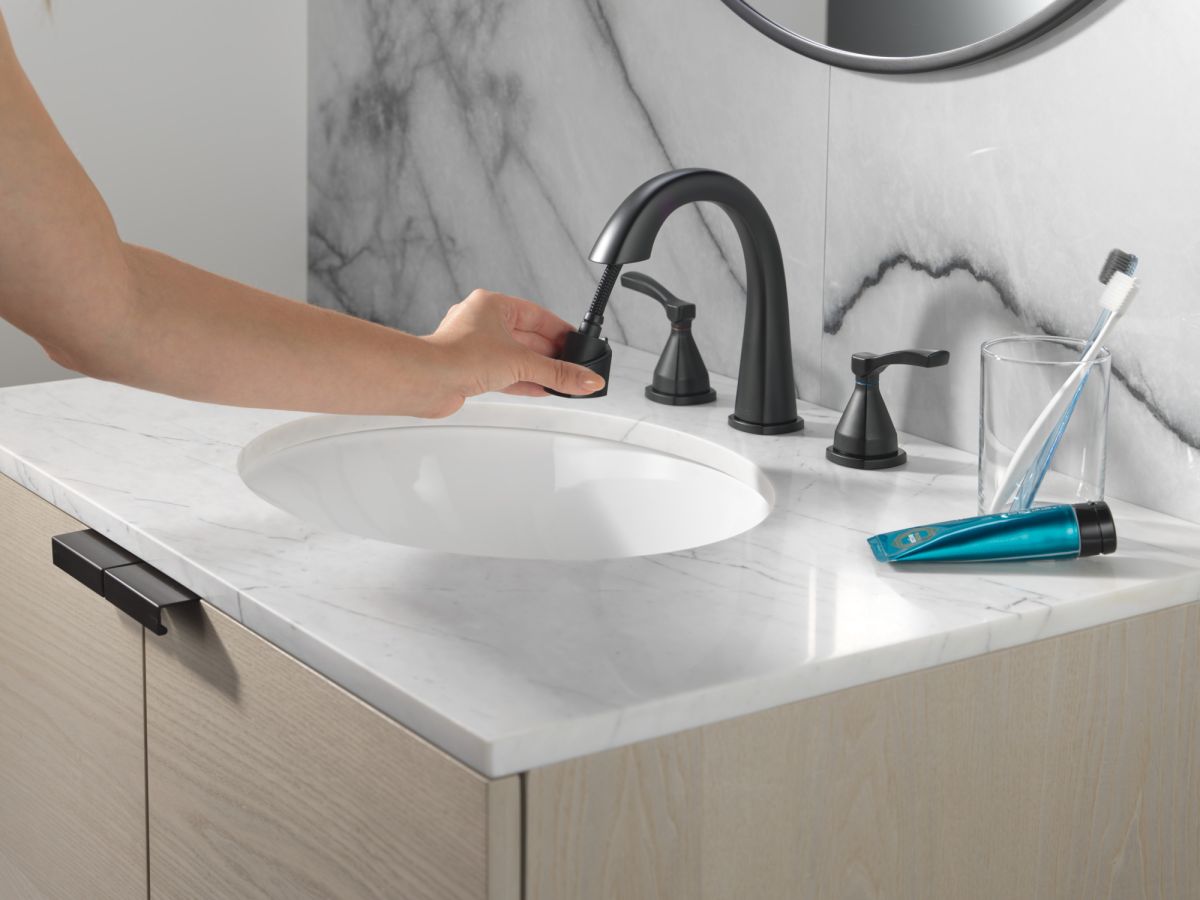 DELTA Stryke Two Handle Widespread Pull Down Bathroom Faucet — Matte Black