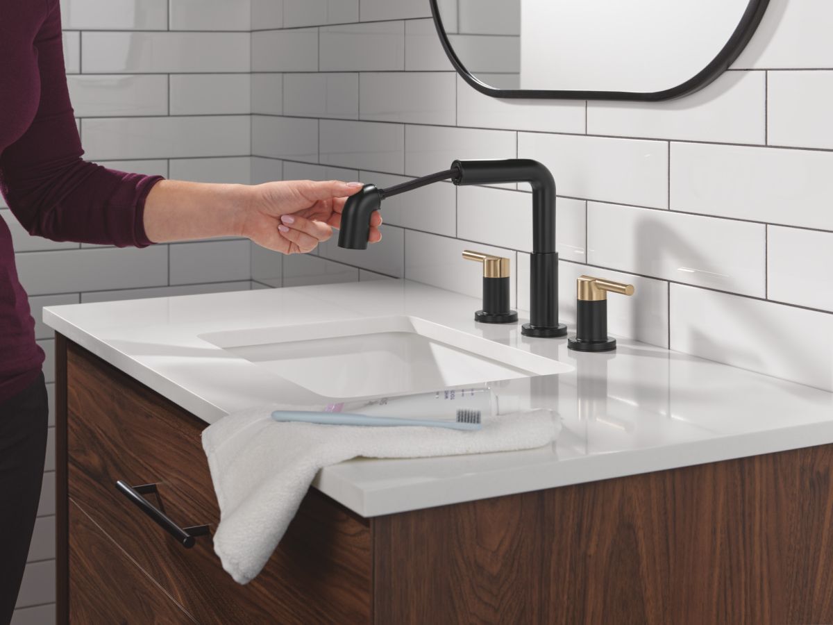 DELTA Nicoli Two Handle Widespread Pull-Down Bathroom Faucet — Matte Black / Champagne Bronze