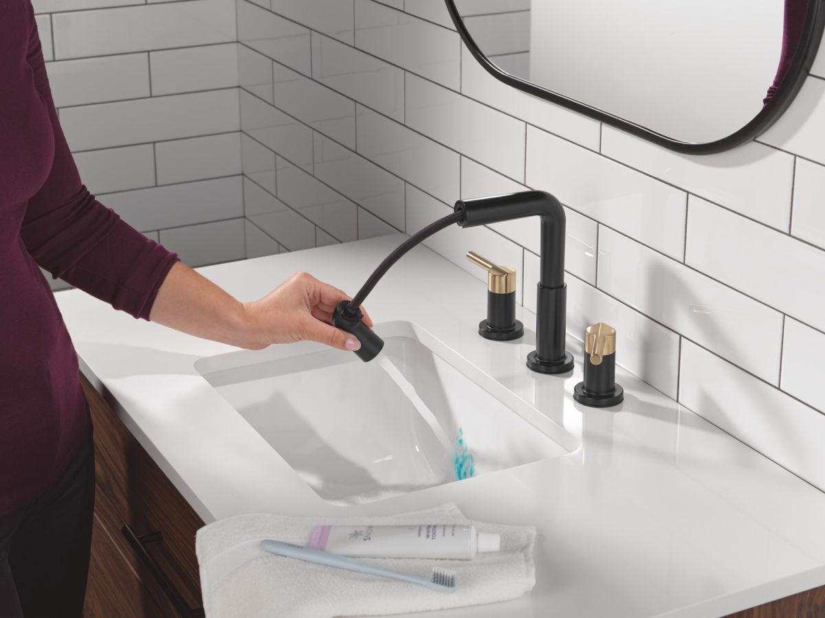DELTA Nicoli Two Handle Widespread Pull-Down Bathroom Faucet — Matte Black / Champagne Bronze