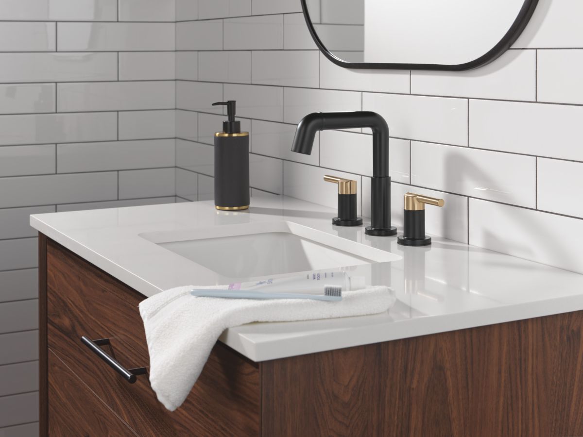 DELTA Nicoli Two Handle Widespread Pull-Down Bathroom Faucet — Matte Black / Champagne Bronze