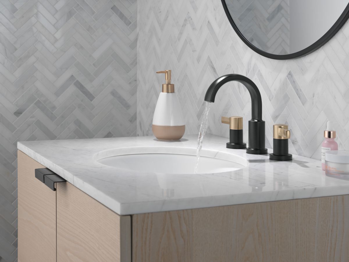 DELTA Albion  Two Handle Widespread Bathroom Faucet — Matte Black / Champagne Bronze