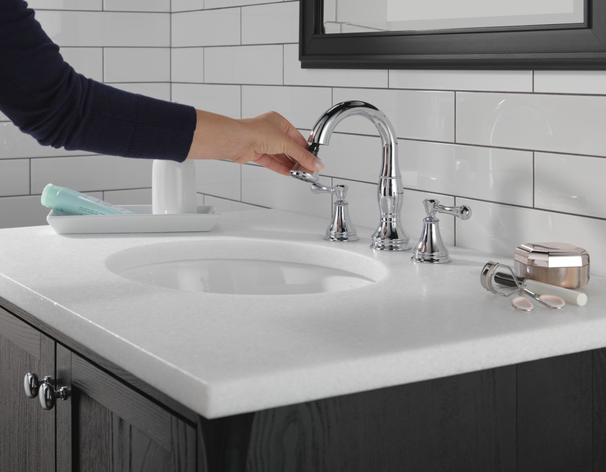 DELTA Cassidy Two Handle Widespread Pull-Down Bathroom Faucet — Chrome