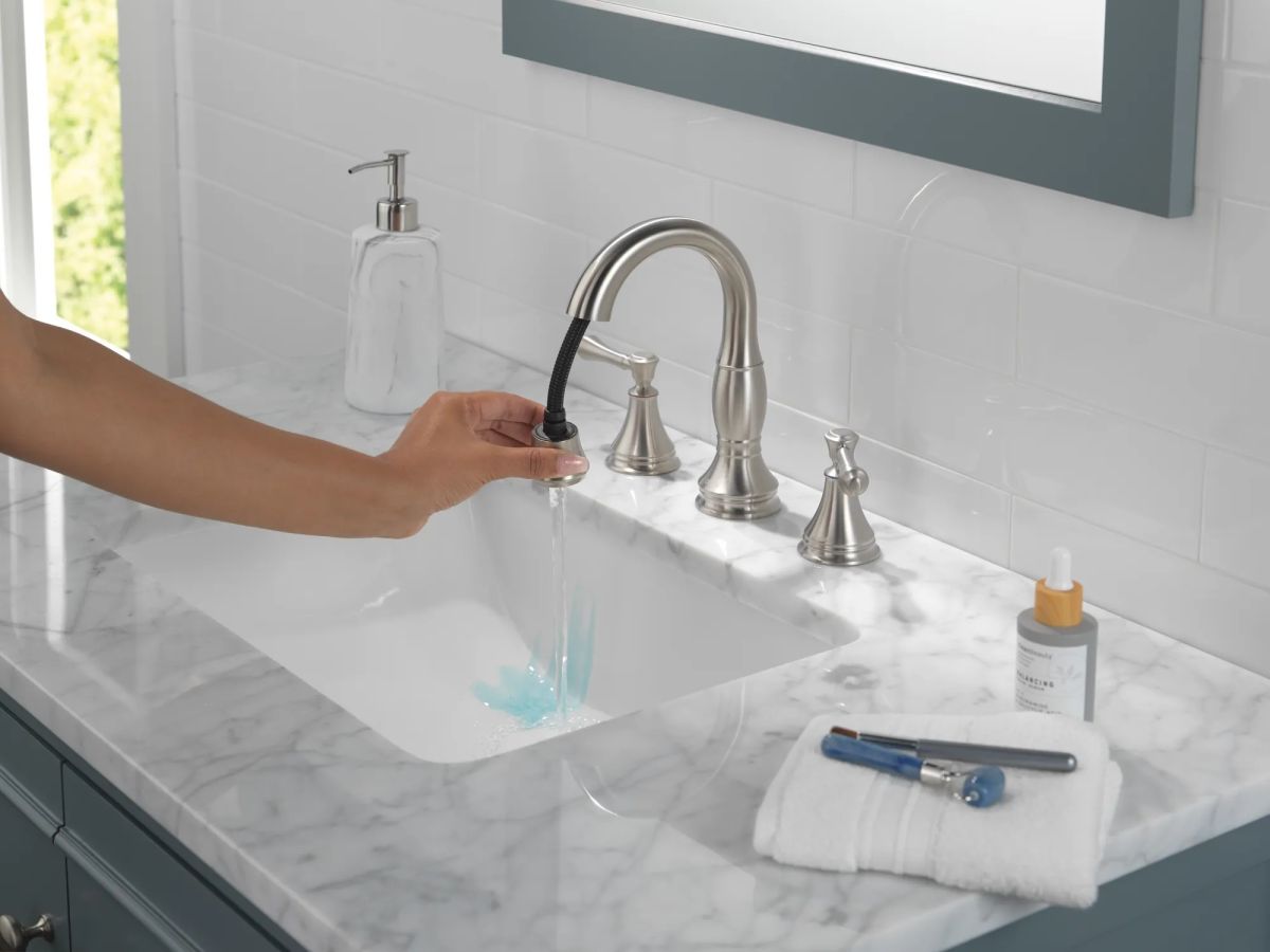 DELTA Cassidy Two Handle Widespread Pull Down Bathroom Faucet — Stainless
