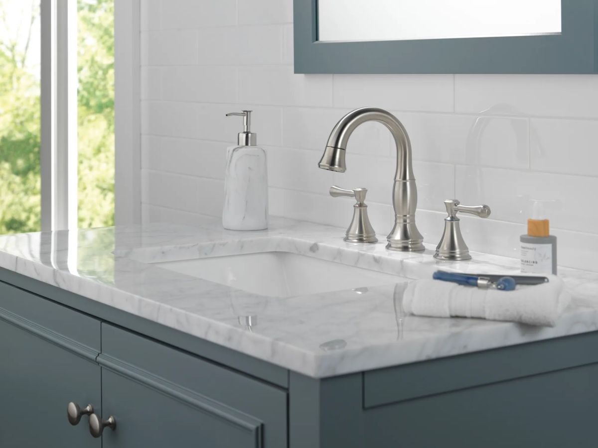 DELTA Cassidy Two Handle Widespread Pull Down Bathroom Faucet — Stainless