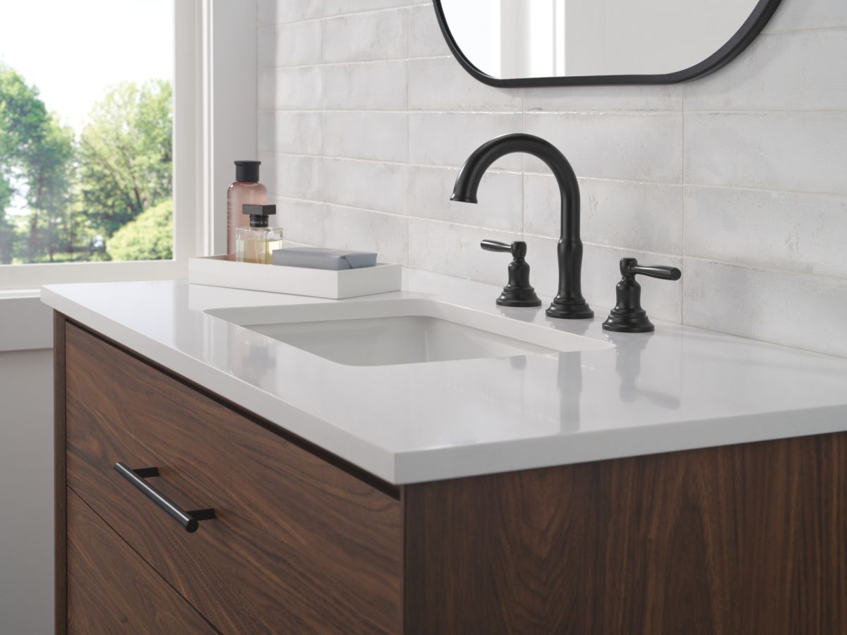 DELTA Roe Two Handle Widespread Bathroom Faucet — Matte Black
