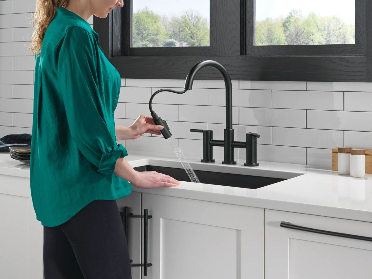DELTA Nicoli Two Handle Pull-Down Bridge Kitchen Faucet — Matte Black