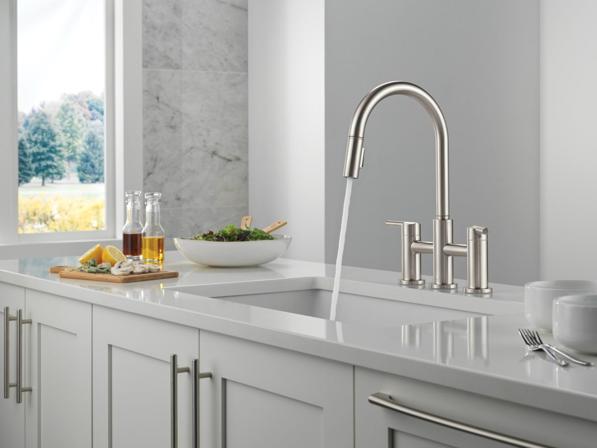 DELTA Nicoli Two Handle Pull-Down Bridge Kitchen Faucet — Stainless