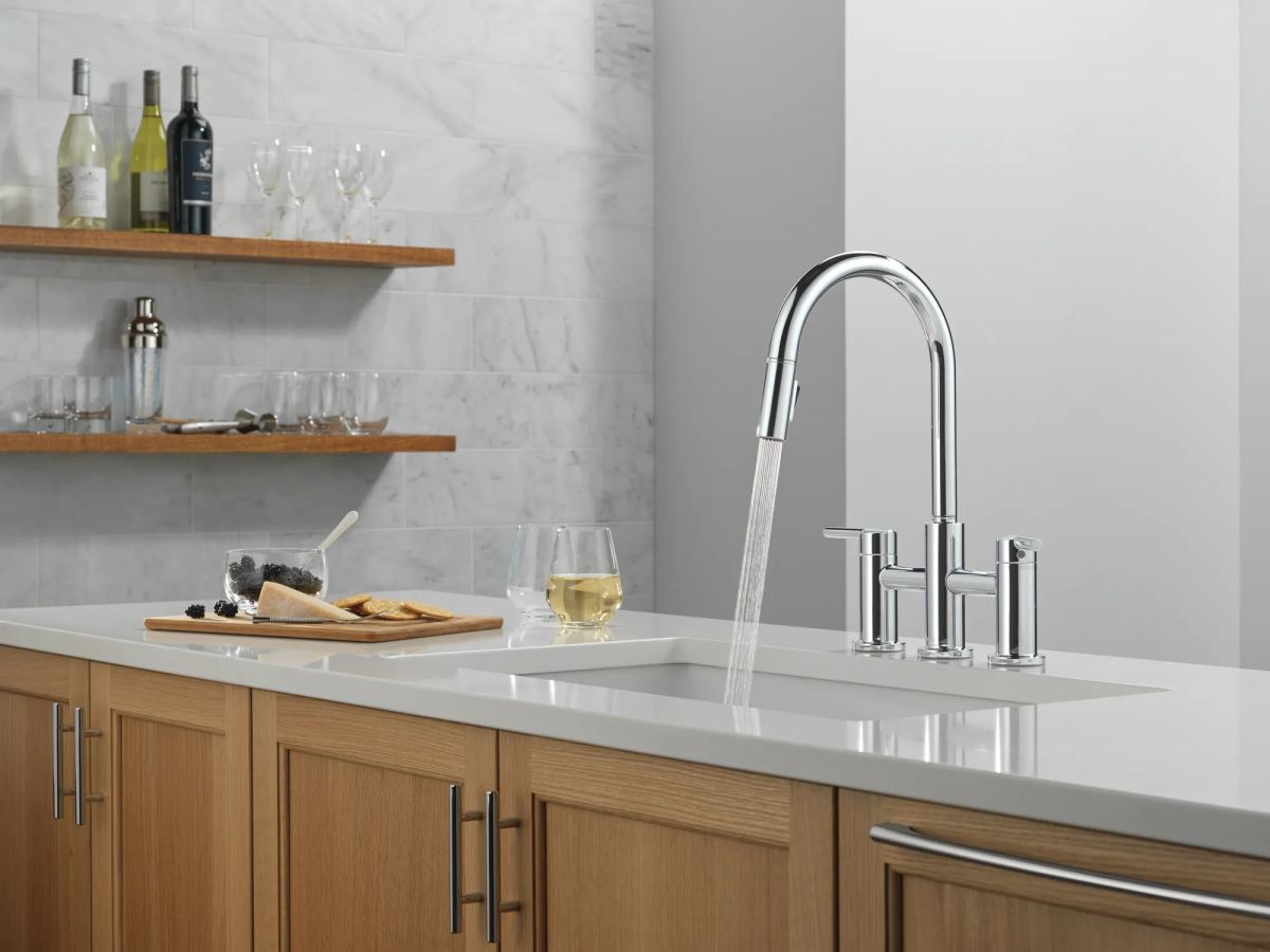 DELTA Nicoli Two Handle Pull-Down Bridge Kitchen Faucet — Chrome