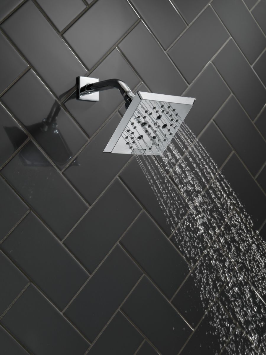 DELTA Universal Showering Components H2OKINETIC 5-Setting Angular Modern Raincan Shower Head — Lumicoat® Chrome