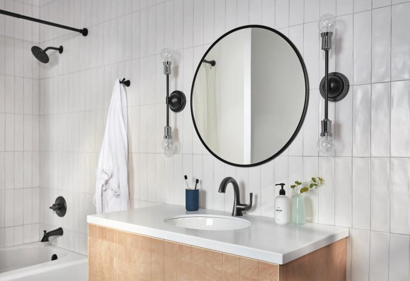 DELTA Kayra Single Handle Pull-Down Bathroom Faucet — Matte Black