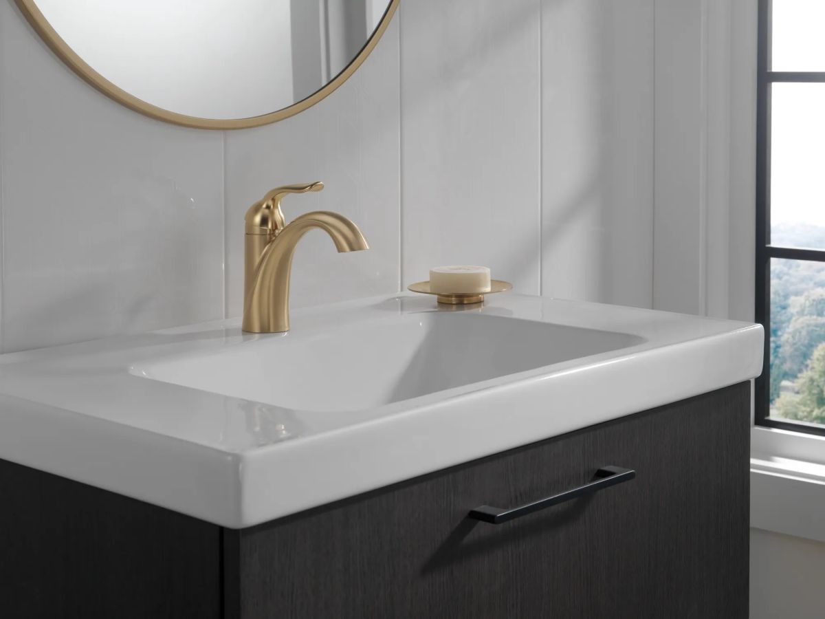 DELTA Lahara Single Handle Bathroom Faucet — Champagne Bronze