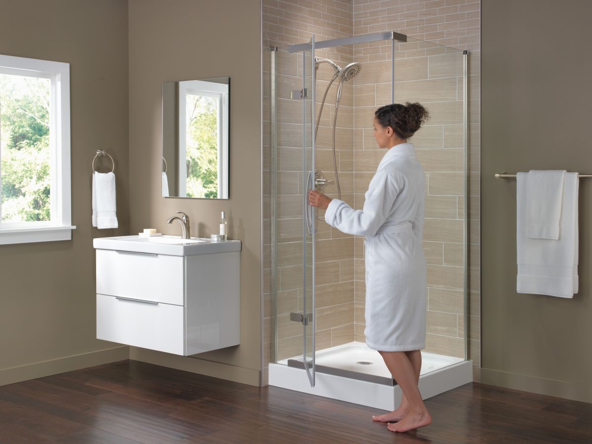 DELTA Lahara 24" Towel Bar — Stainless