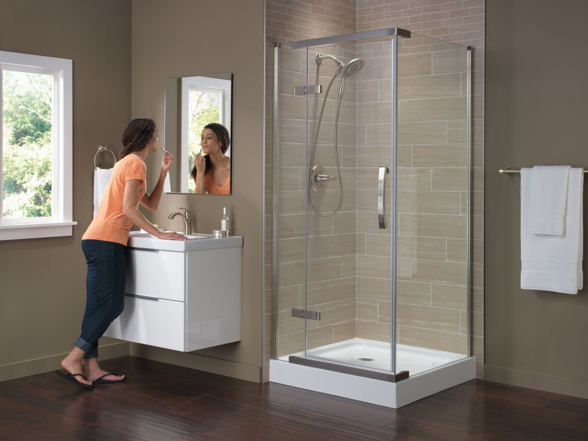 DELTA Lahara 24" Towel Bar — Stainless