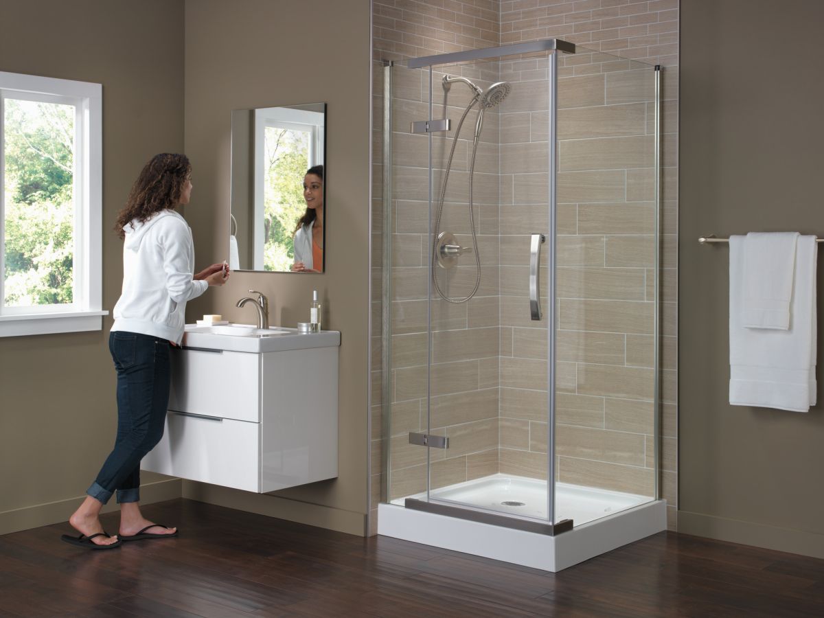 DELTA Lahara 24" Towel Bar — Stainless