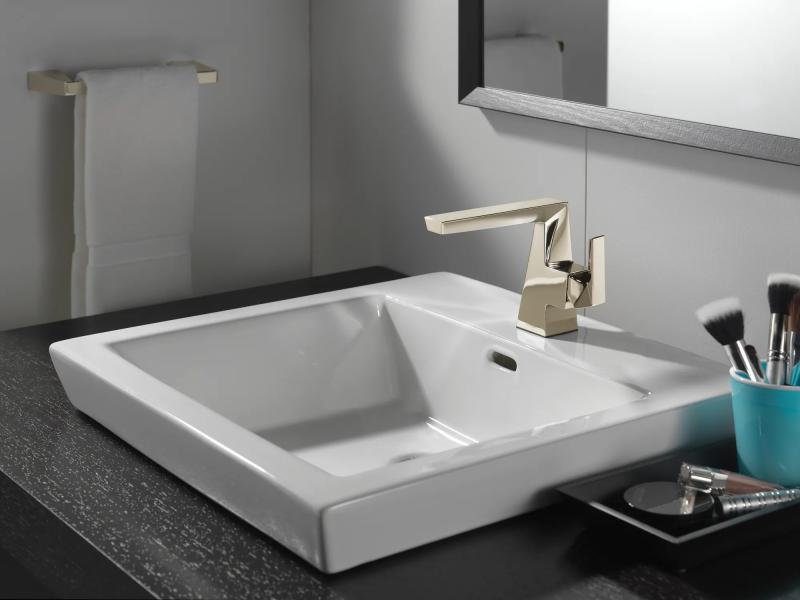 DELTA Trillian 8" Mini Towel Bar — Polished Nickel