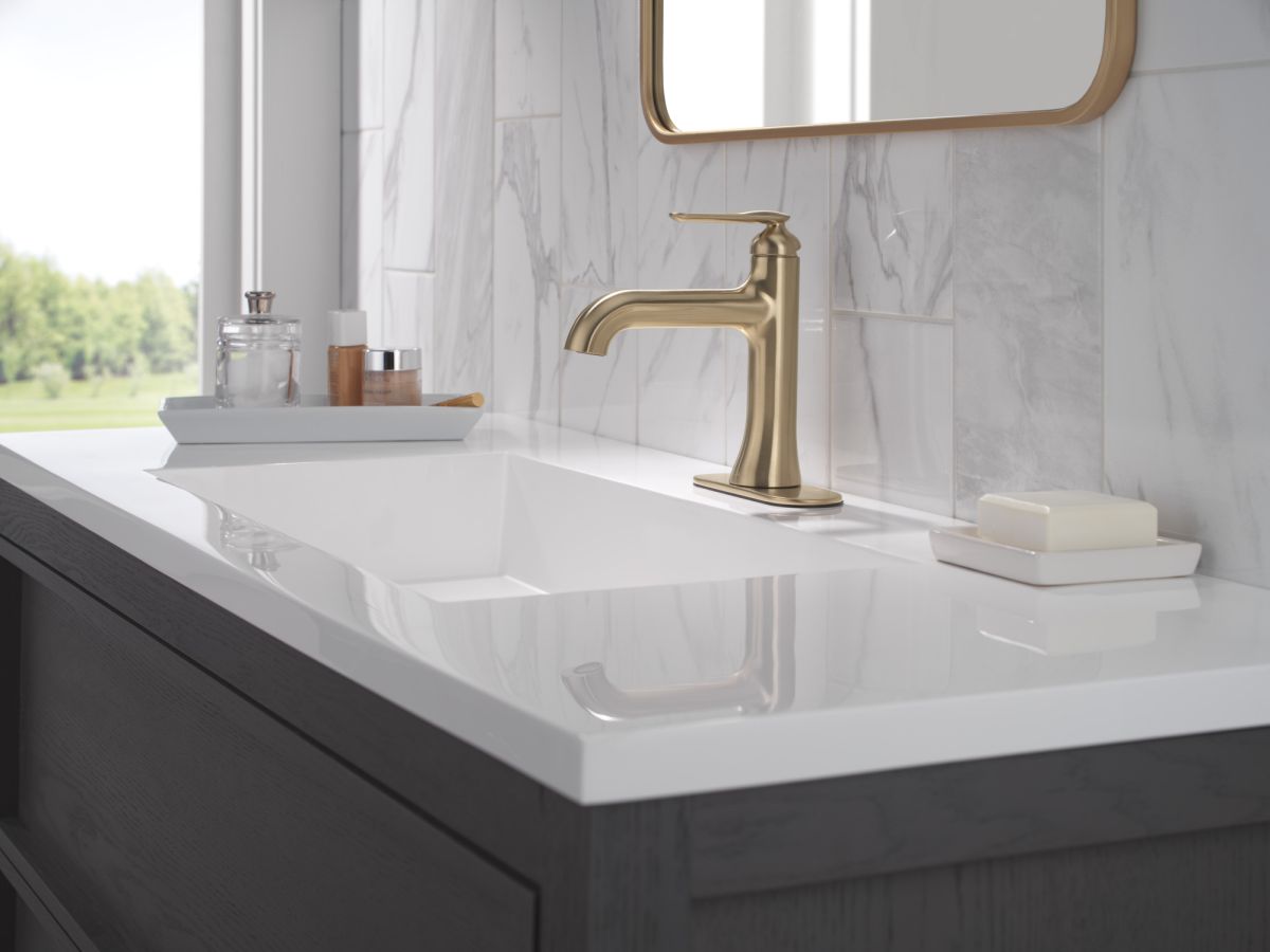 DELTA Bonacci Single Handle Bathroom Faucet — Lumicoat® Champagne Bronze