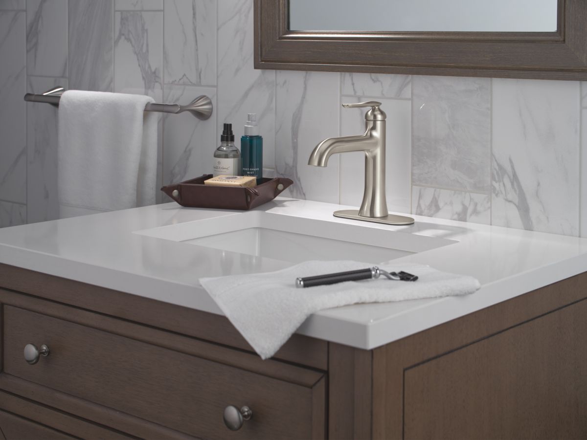 DELTA Bonacci Single Handle Bathroom Faucet — Lumicoat® Stainless