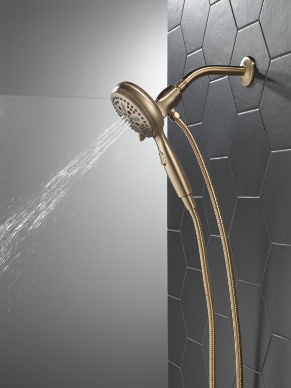 DELTA Universal Showering Components 7-Setting SureDock Magnetic Hand Shower — Champagne Bronze