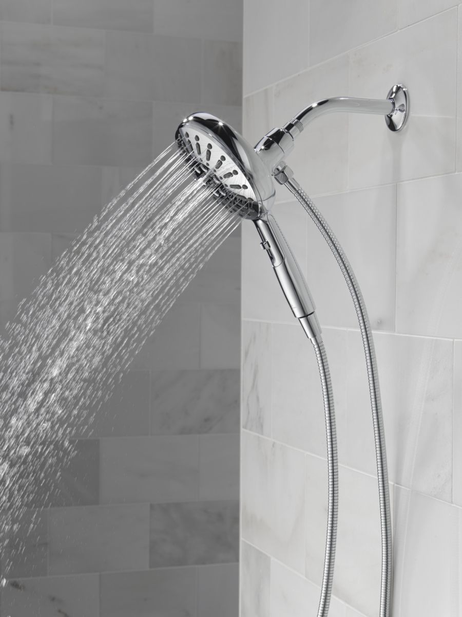 DELTA Universal Showering Components 7-Setting SureDock Magnetic Hand Shower — Lumicoat® Chrome