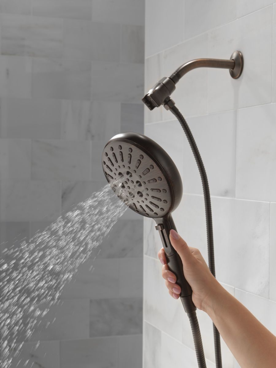 DELTA Universal Showering Components 7-Setting SureDock Magnetic Hand Shower — Venetian Bronze