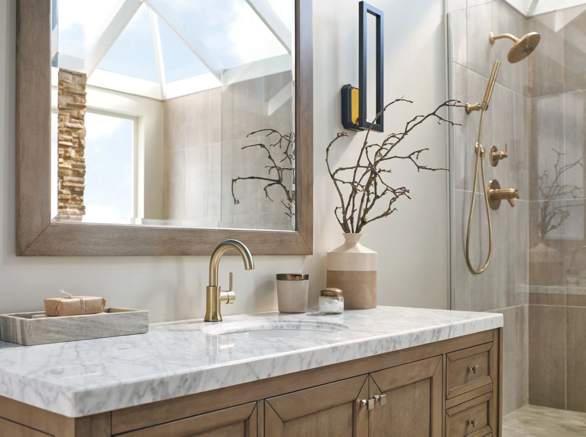 DELTA Trinsic Single Handle High-Arc Bathroom Faucet — Champagne Bronze