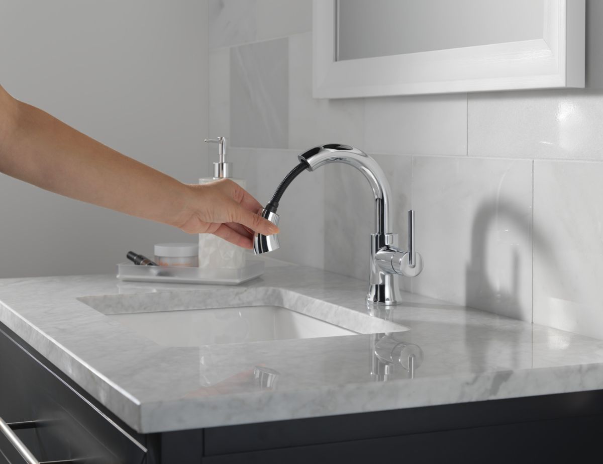DELTA Trinsic Single Handle Pull-Down Bathroom Faucet — Chrome