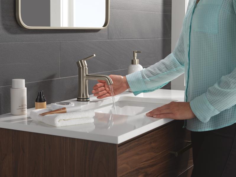 DELTA Trinsic Touch2O Bathroom Faucet with Touchless Technology — Stainless