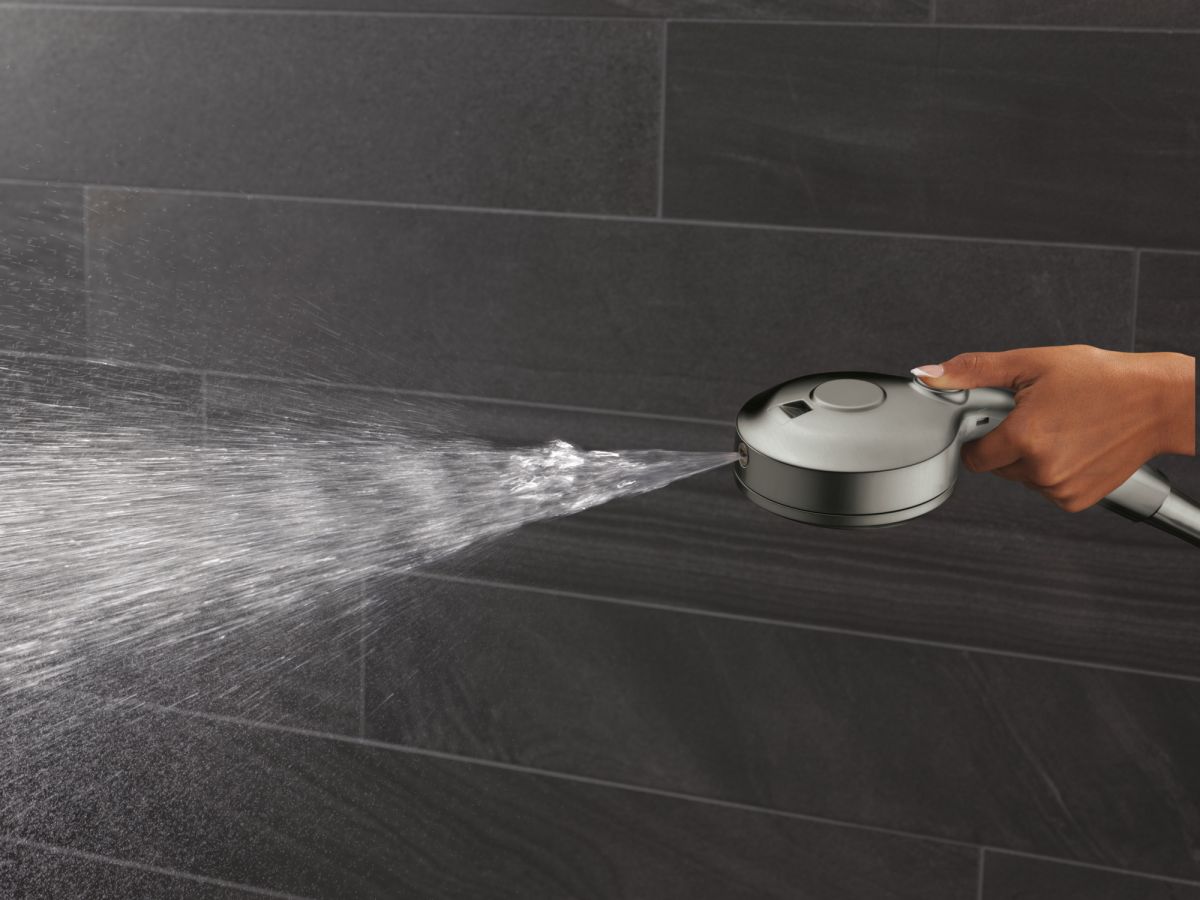 DELTA Universal Showering Components 6-Setting HydroRain with ProClean — Lumicoat® Black Stainless