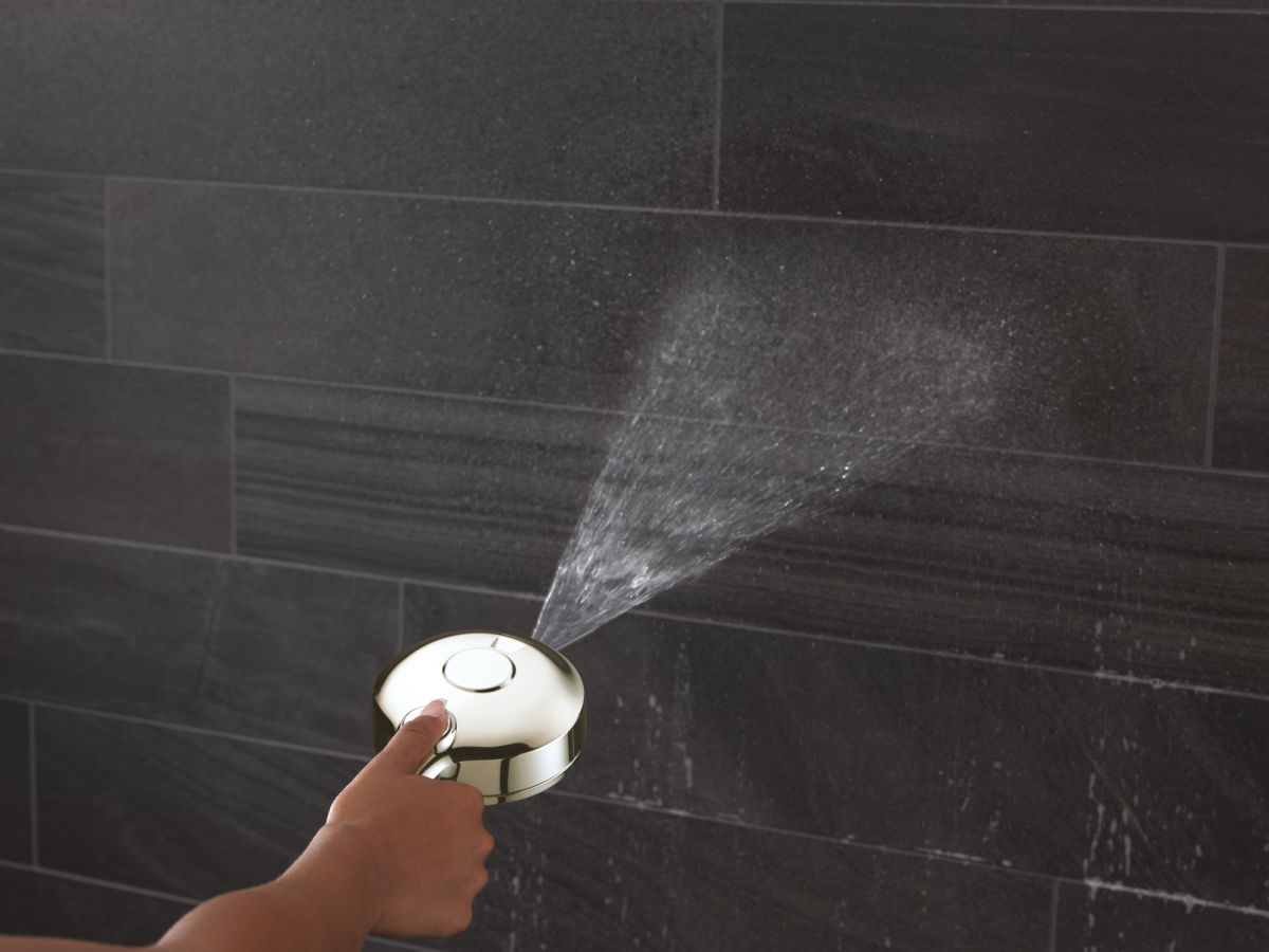 DELTA Universal Showering Components 6-Setting HydroRain with ProClean — Lumicoat® Polished Nickel