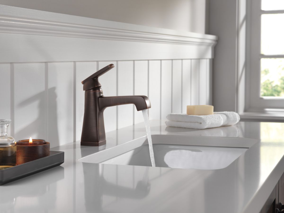DELTA Ashlyn Single Handle Bathroom Faucet — Venetian Bronze