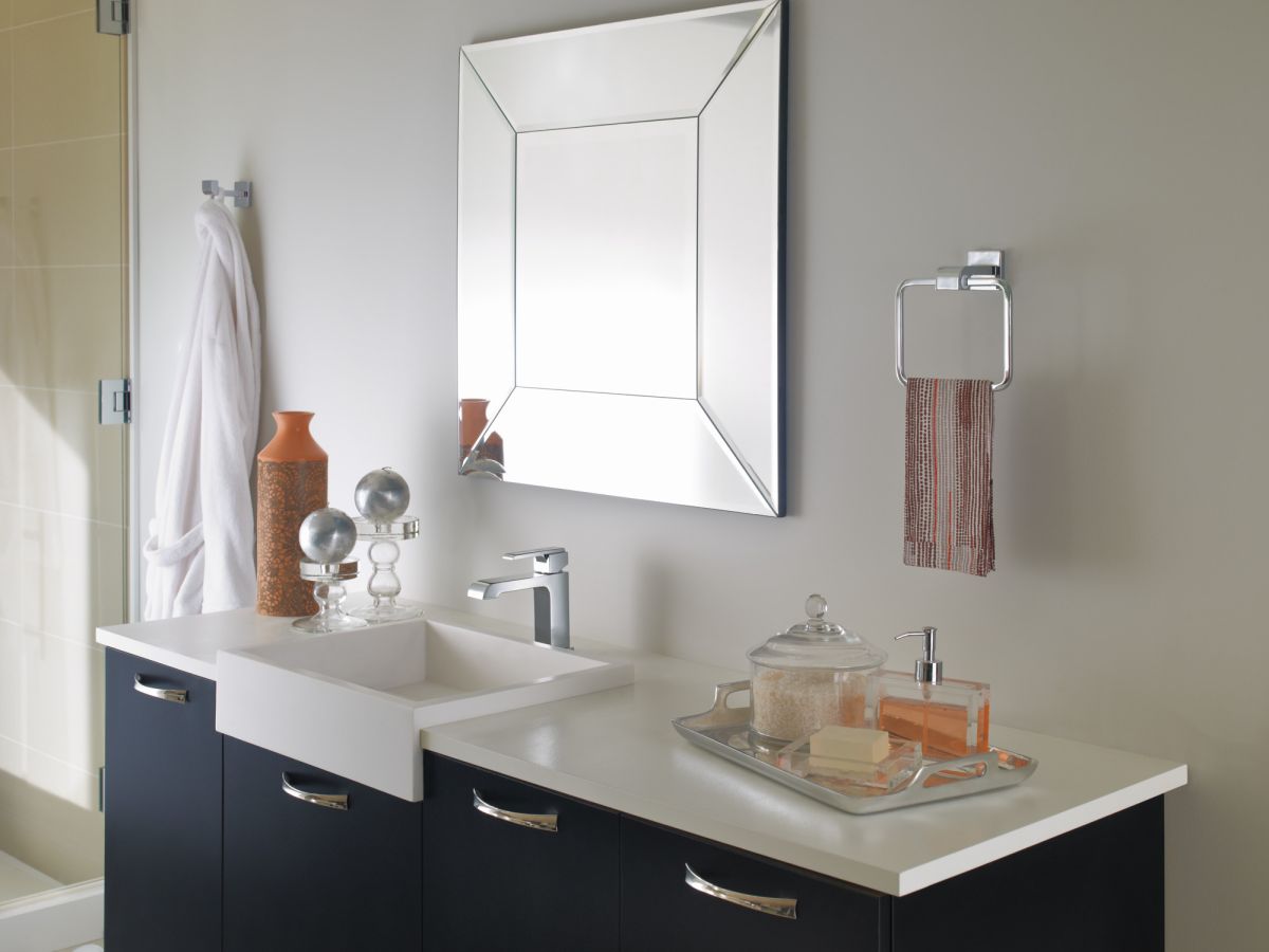 DELTA Ara Single Handle Bathroom Faucet — Chrome