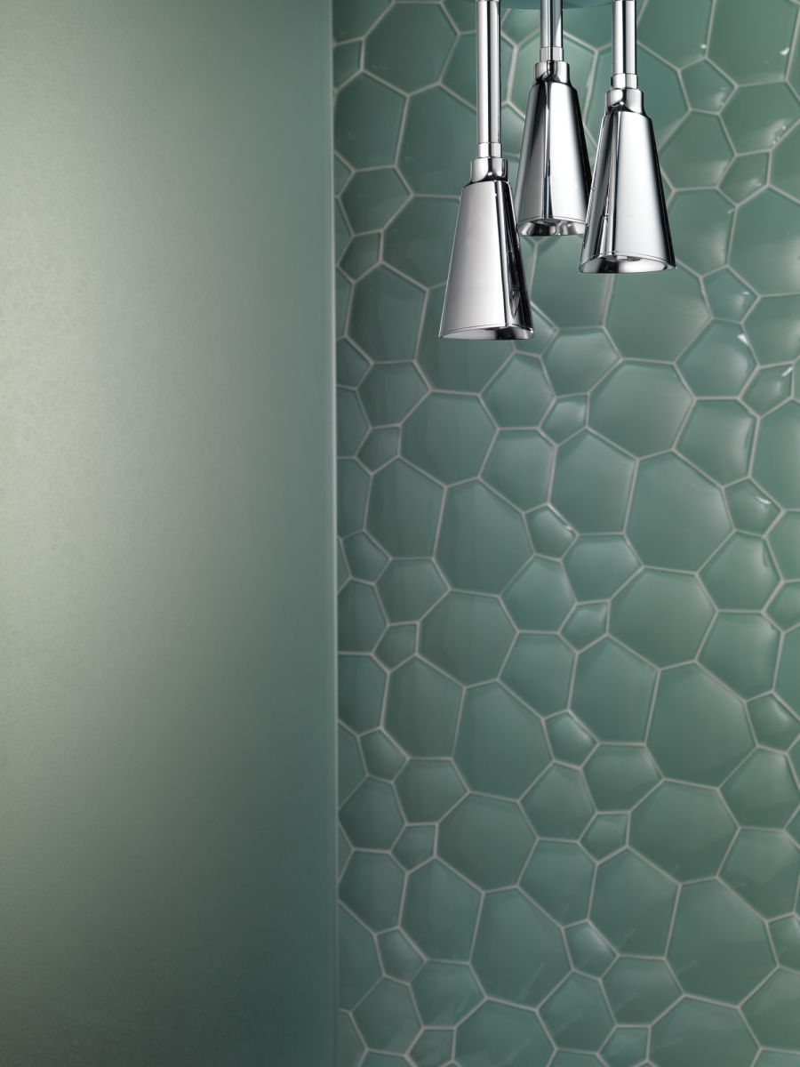 DELTA Universal Showering Components H2OKINETIC Pendant Raincan Shower Head — Chrome