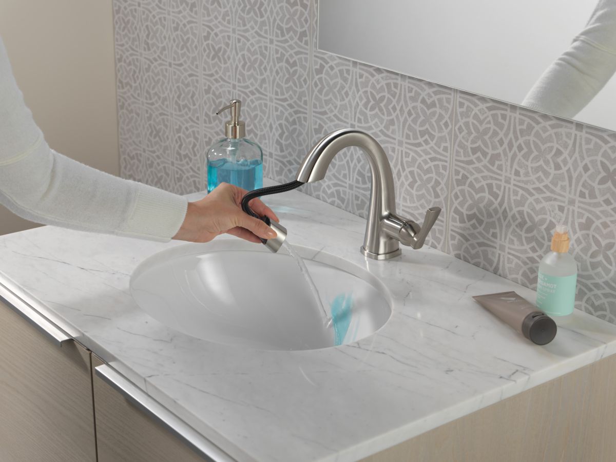 DELTA Stryke Single Handle Pull Down Bathroom Faucet — Lumicoat® Stainless